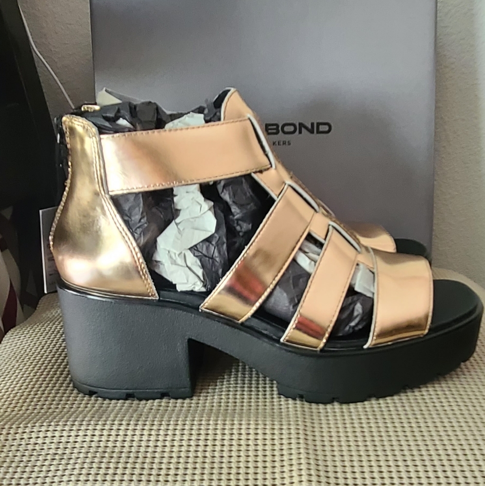 Vagabond Dioon Rose Gold Leather Sandal